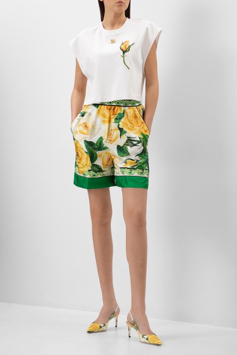 Товар желтого цвета с внутренней стороны