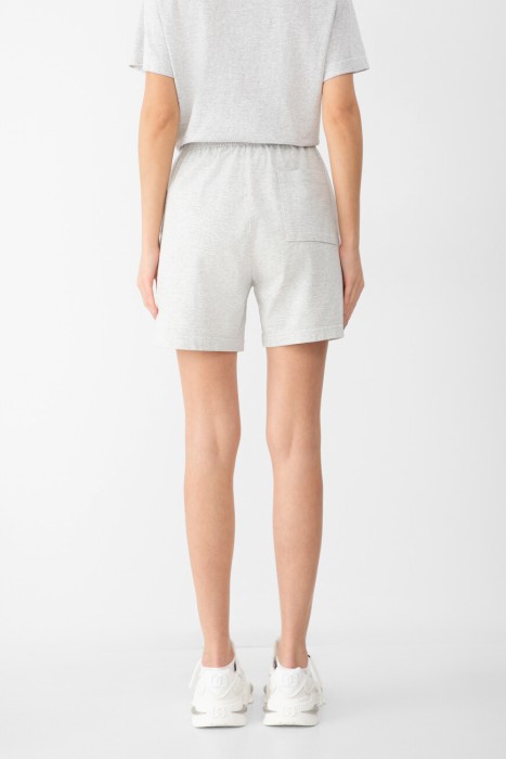 шорты sporty&rich модель california от бренда sporty & rich вид слева