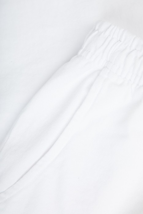 шорты sporty&rich модель ny 94 классического стиля с лицевой стороны