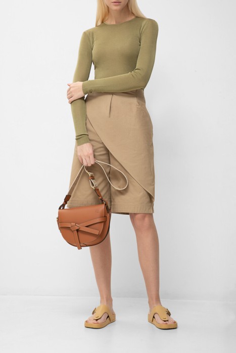 шорты  из хлопка спереди