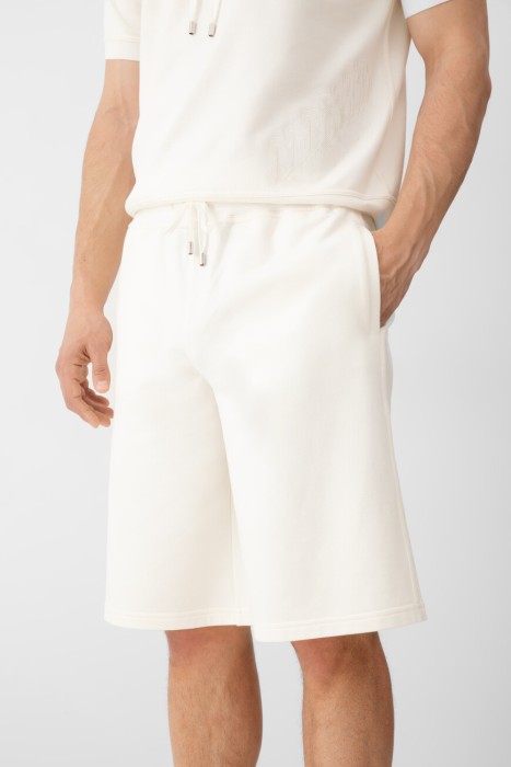 шорты  из англии вид сбоку