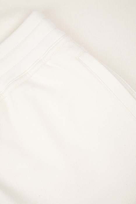 шорты  спортивного стиля с лицевой стороны