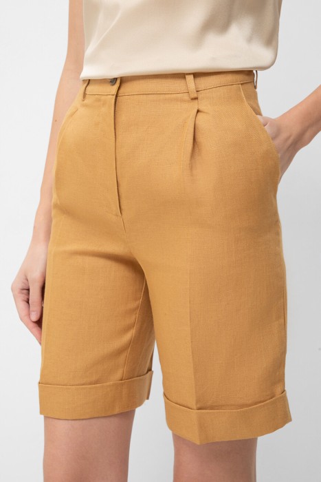 шорты  из италии вид сбоку