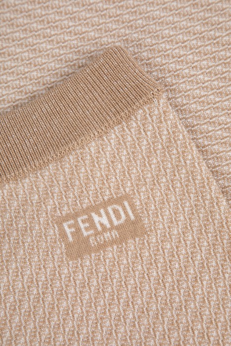 шорты  из шерсти спереди