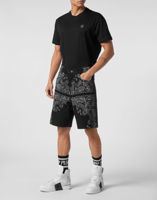 шорты  по цене 58140 руб вид справа