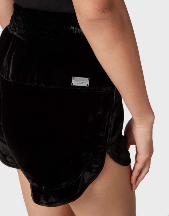 шорты  из америки вид сбоку