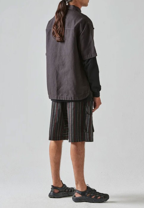 шорты  из германии вид сбоку