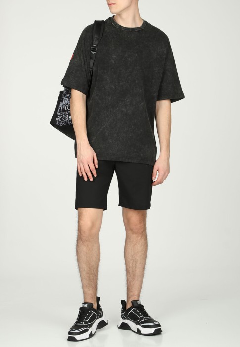 шорты  от бренда just cavalli вид слева