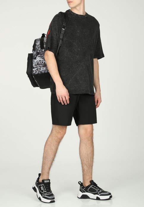 шорты  из италии вид сбоку