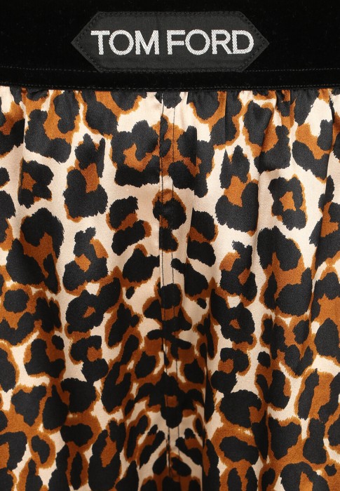 шорты  из проверенных материалов спереди