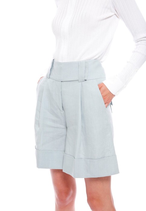 шорты  по цене 27230 руб вид справа