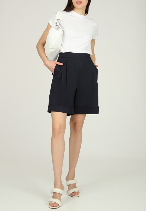 шорты  от бренда eleventy вид слева