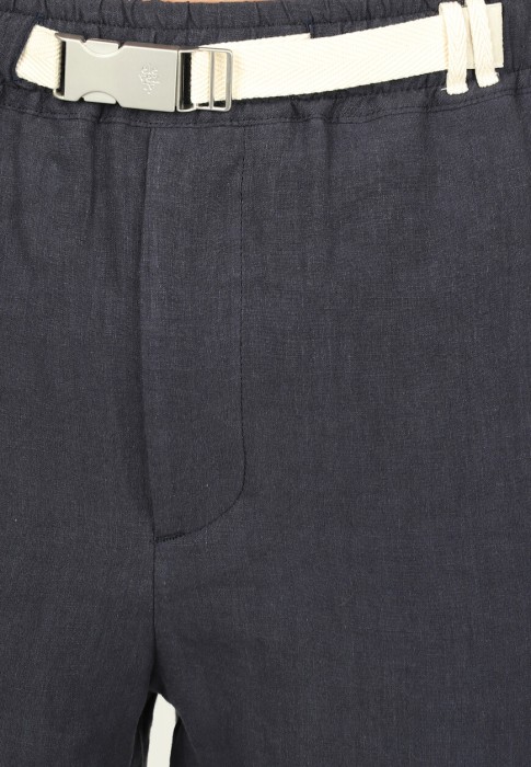 Товар синего цвета с внутренней стороны