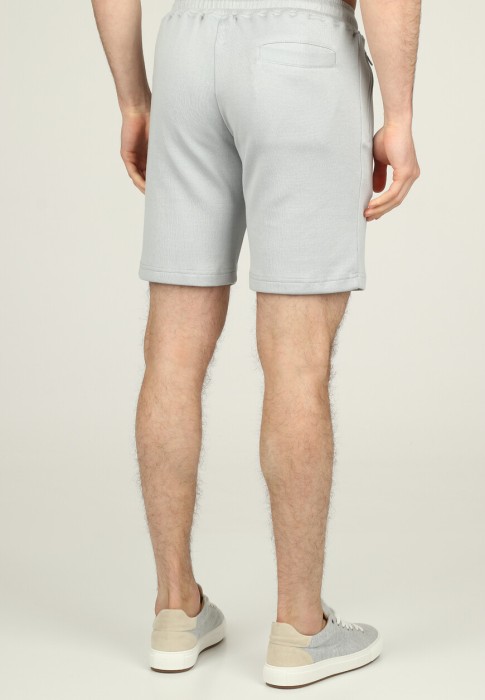 шорты  из италии вид сбоку