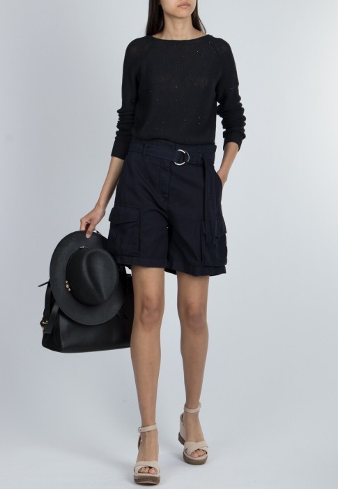 шорты  из италии вид сбоку