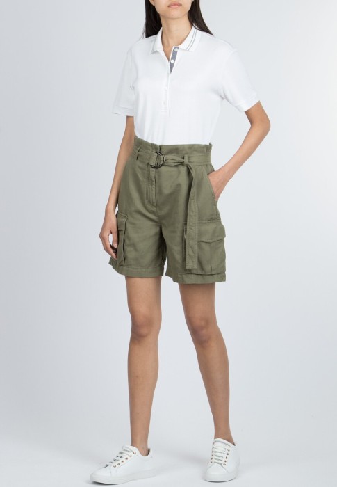 Товар зеленого цвета с внутренней стороны