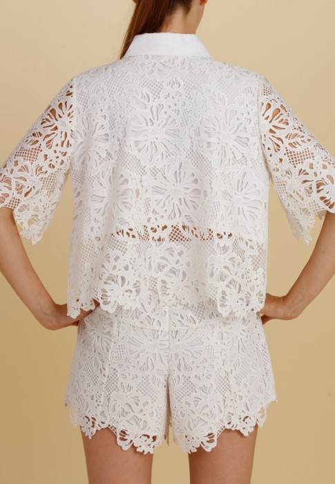 шорты  из италии вид сбоку