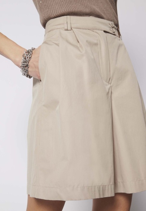 шорты  из проверенных материалов спереди