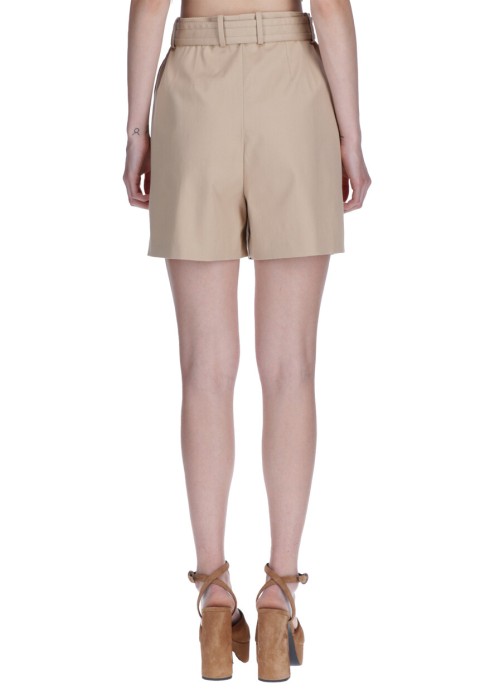 шорты  по цене 60830 руб вид справа