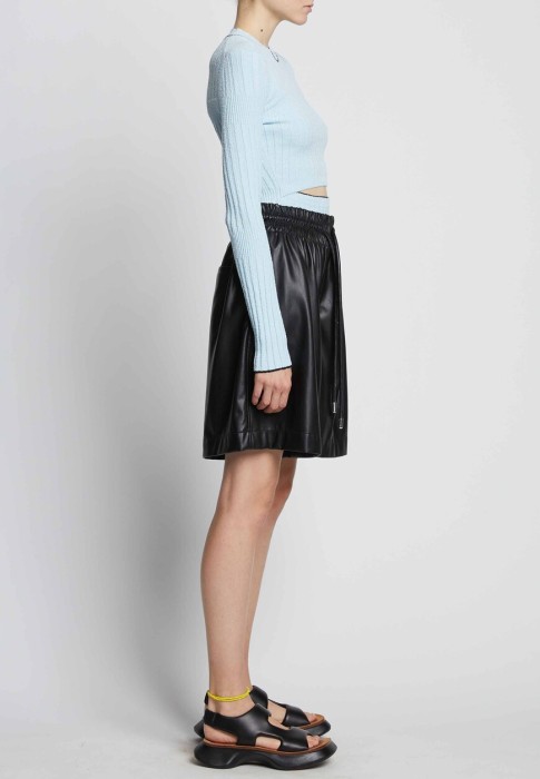 шорты  из америки вид сбоку