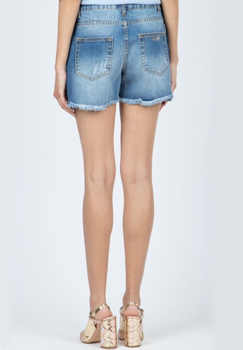 Товар голубого цвета с внутренней стороны