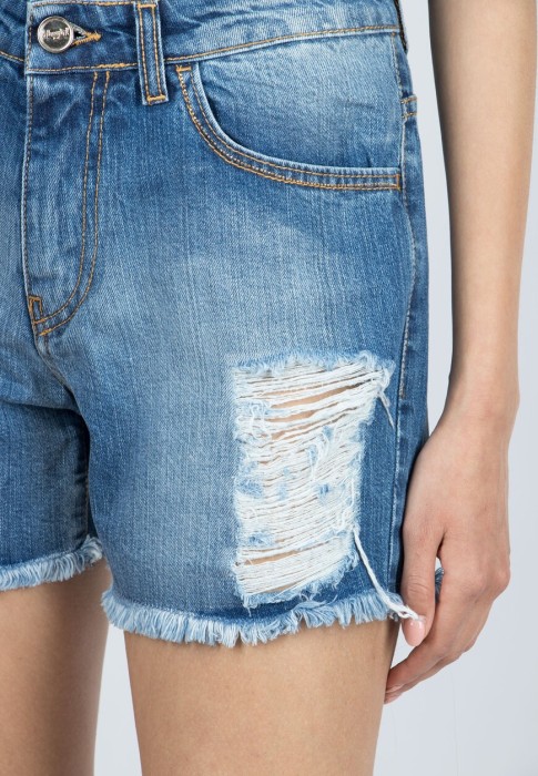 шорты  из проверенных материалов спереди