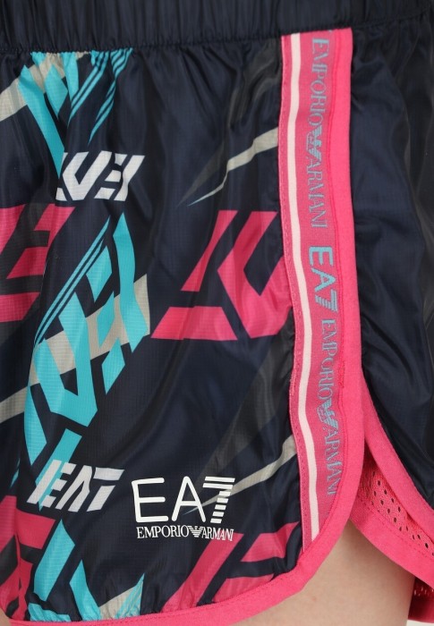 Продукция для женщин фото