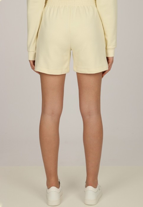 шорты  из италии вид сбоку