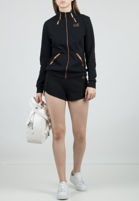 шорты  из италии вид сбоку