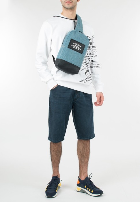 шорты  из америки вид сбоку