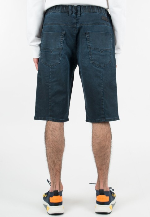 Товар синего цвета с внутренней стороны