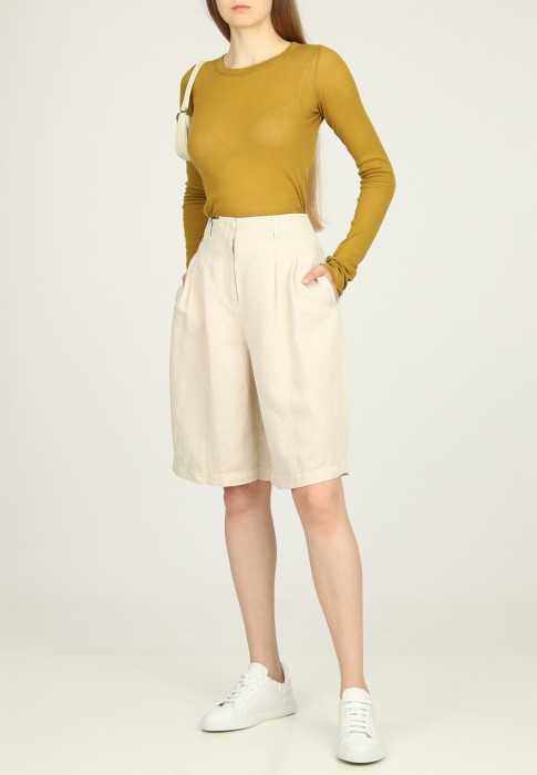 шорты  от бренда emporio armani вид слева