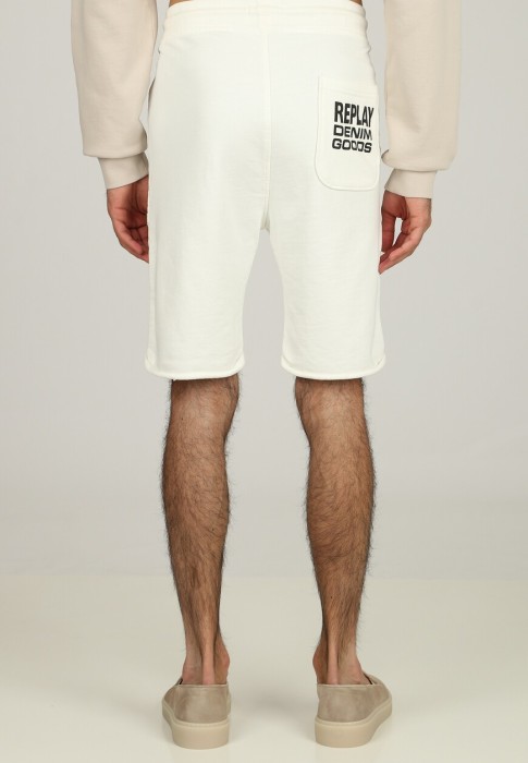 шорты  из америки вид сбоку