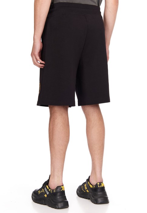 шорты  из италии вид сбоку