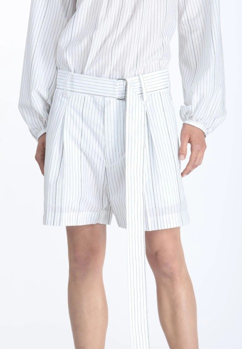 шорты  по цене 34930 руб вид справа