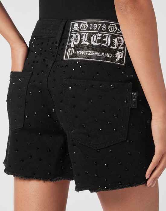 шорты  из проверенных материалов спереди