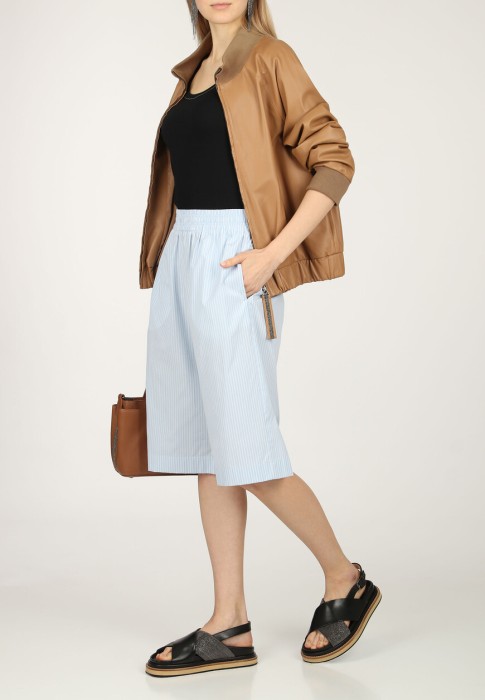 шорты  из италии вид сбоку