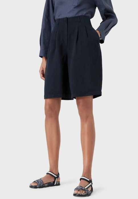 шорты  из италии вид сбоку