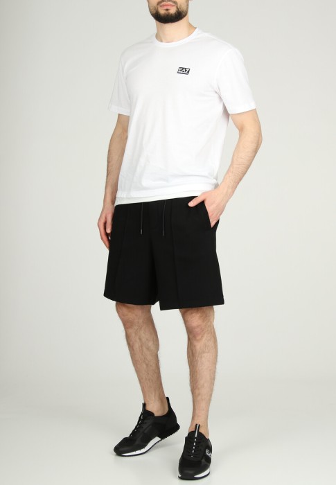 шорты  из италии вид сбоку