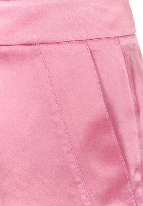 шорты  из проверенных материалов спереди