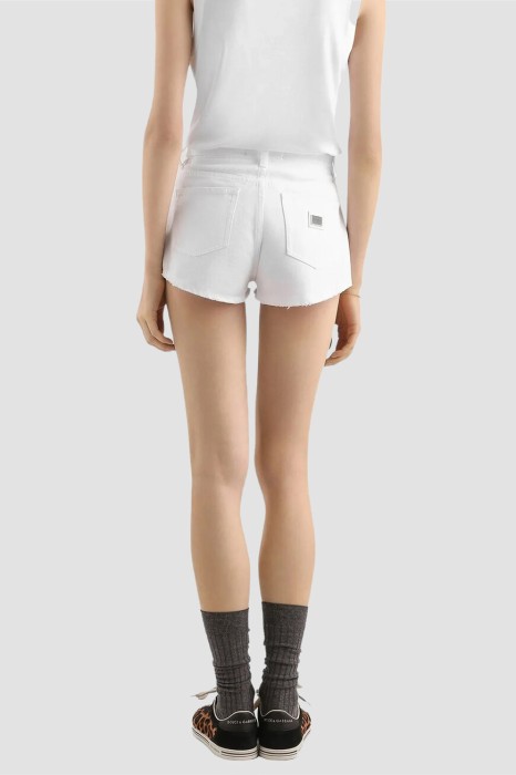 шорты  от бренда dolce & gabbana вид слева