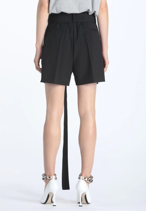 шорты  из италии вид сбоку