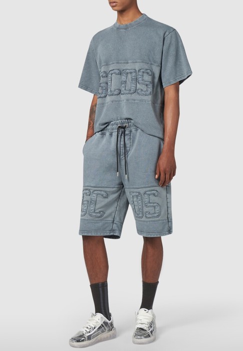 шорты  по цене 41825 руб вид справа