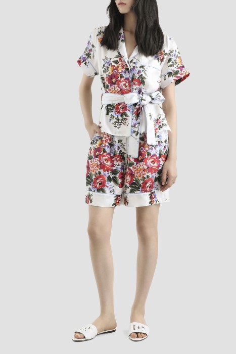 Товар разноцветного цвета с внутренней стороны