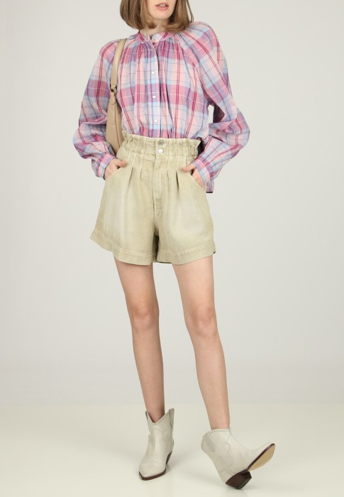 шорты  по цене 22715 руб вид справа