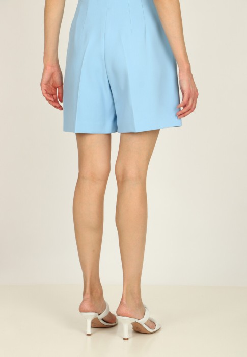 Товар голубого цвета с внутренней стороны