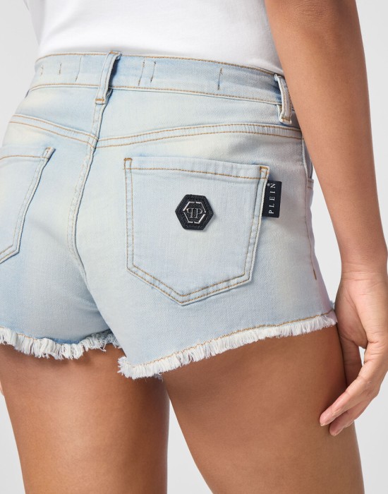 Товар голубого цвета с внутренней стороны