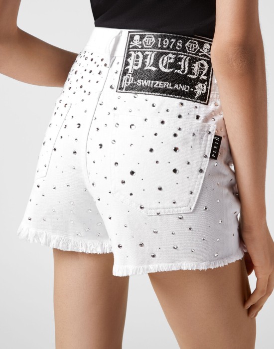 шорты  из проверенных материалов спереди