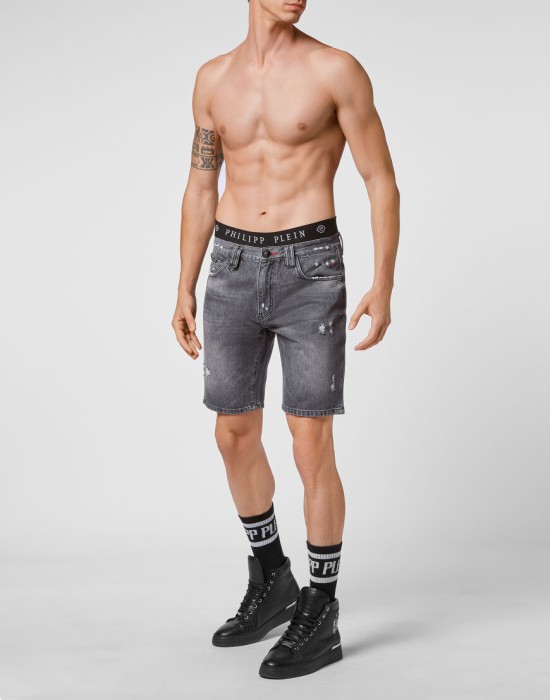 Товар серого цвета с внутренней стороны