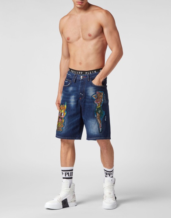 Товар синего цвета с внутренней стороны